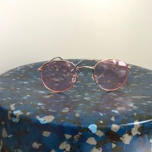 UO Light pink glasses